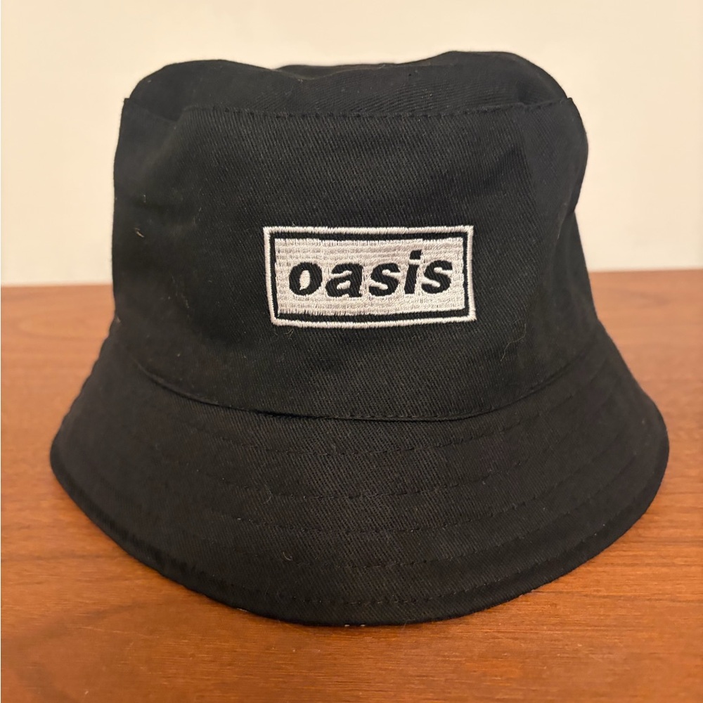 Oasis Classic Black Bucket Hat